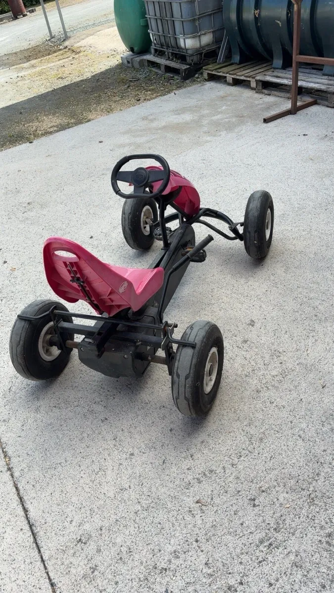 Pink go kart - Image 1