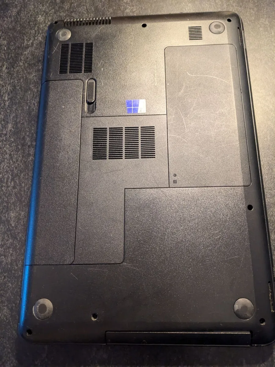 HP 250 G1 Laptop - Image 4