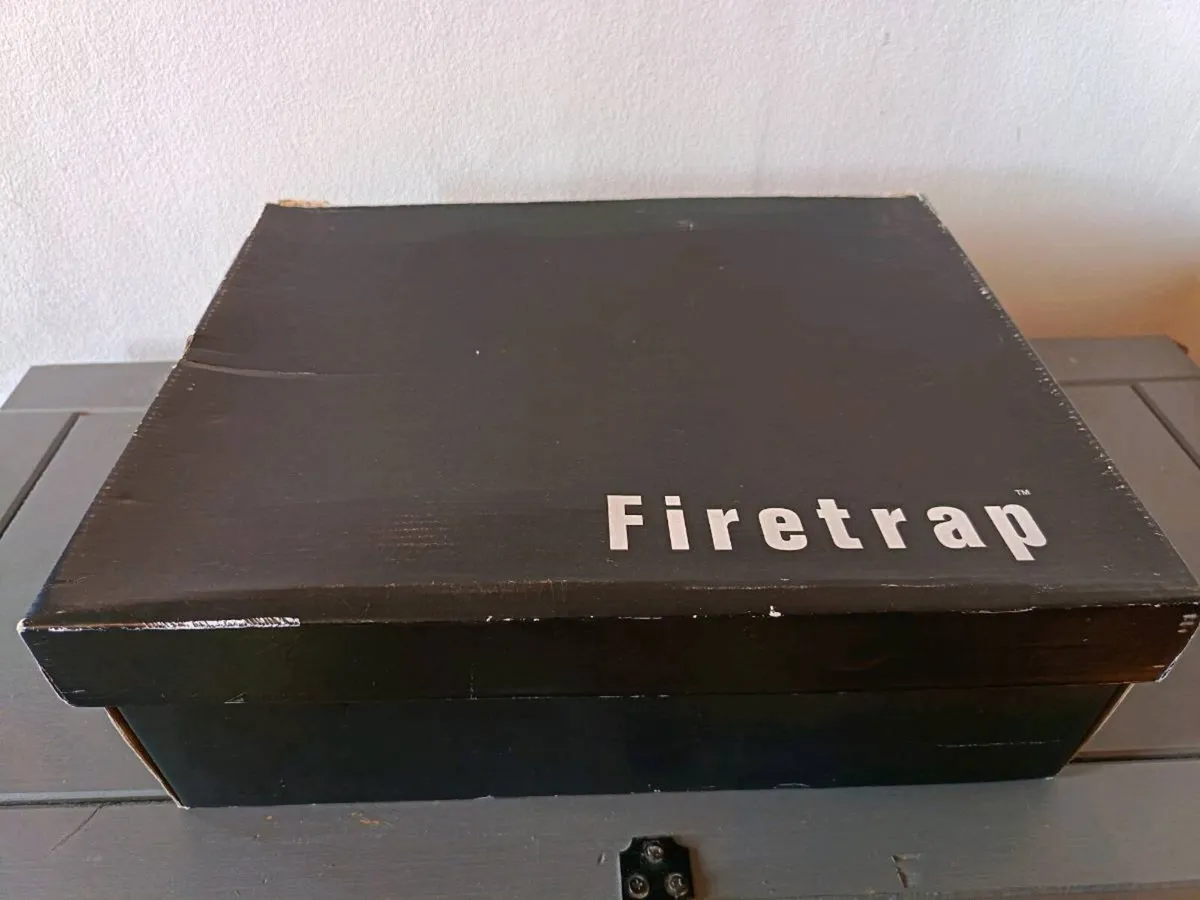 Brand new Firetrap Chelsea boots - Image 4
