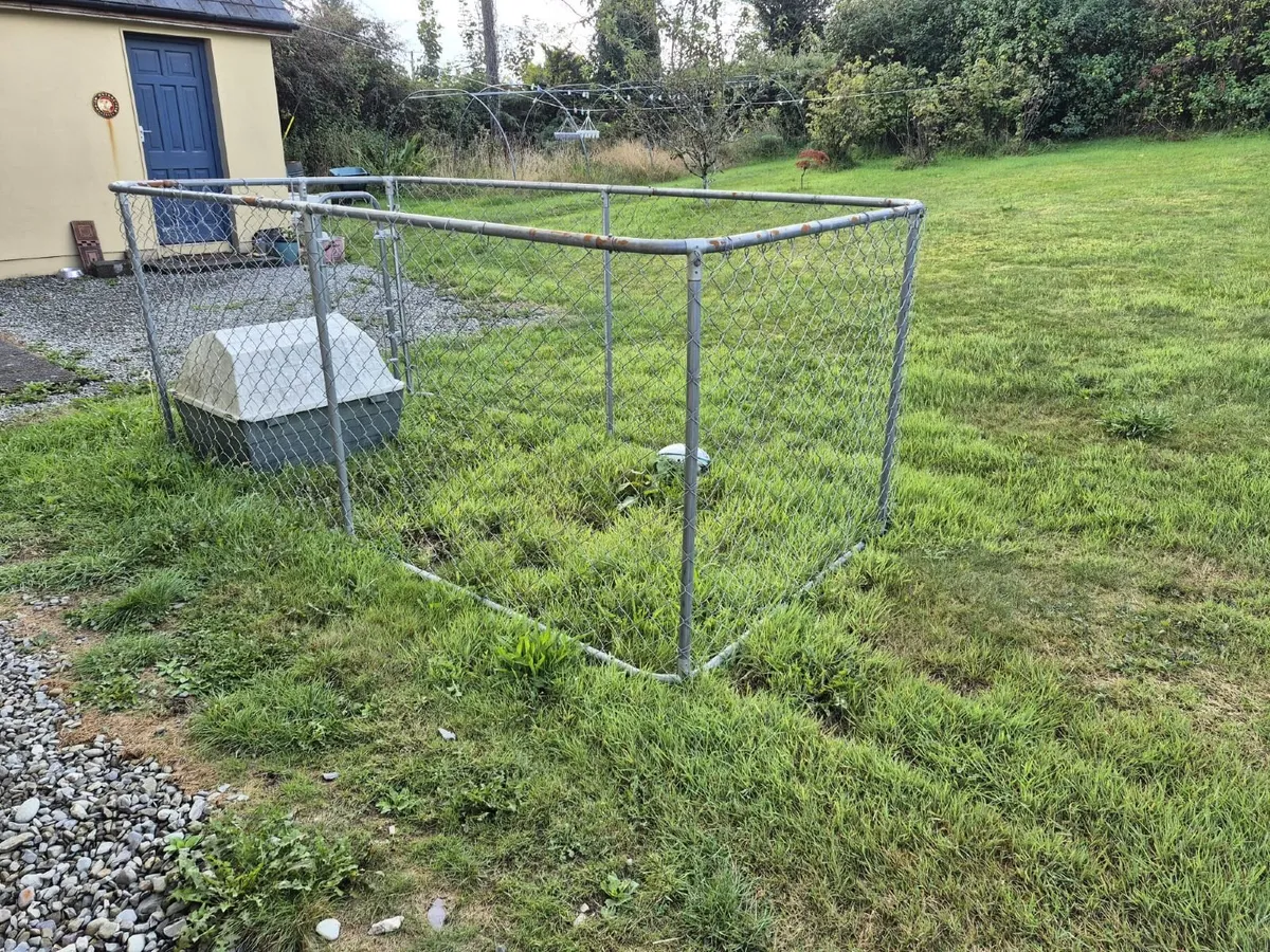 Dog pen- price reduced - Image 3