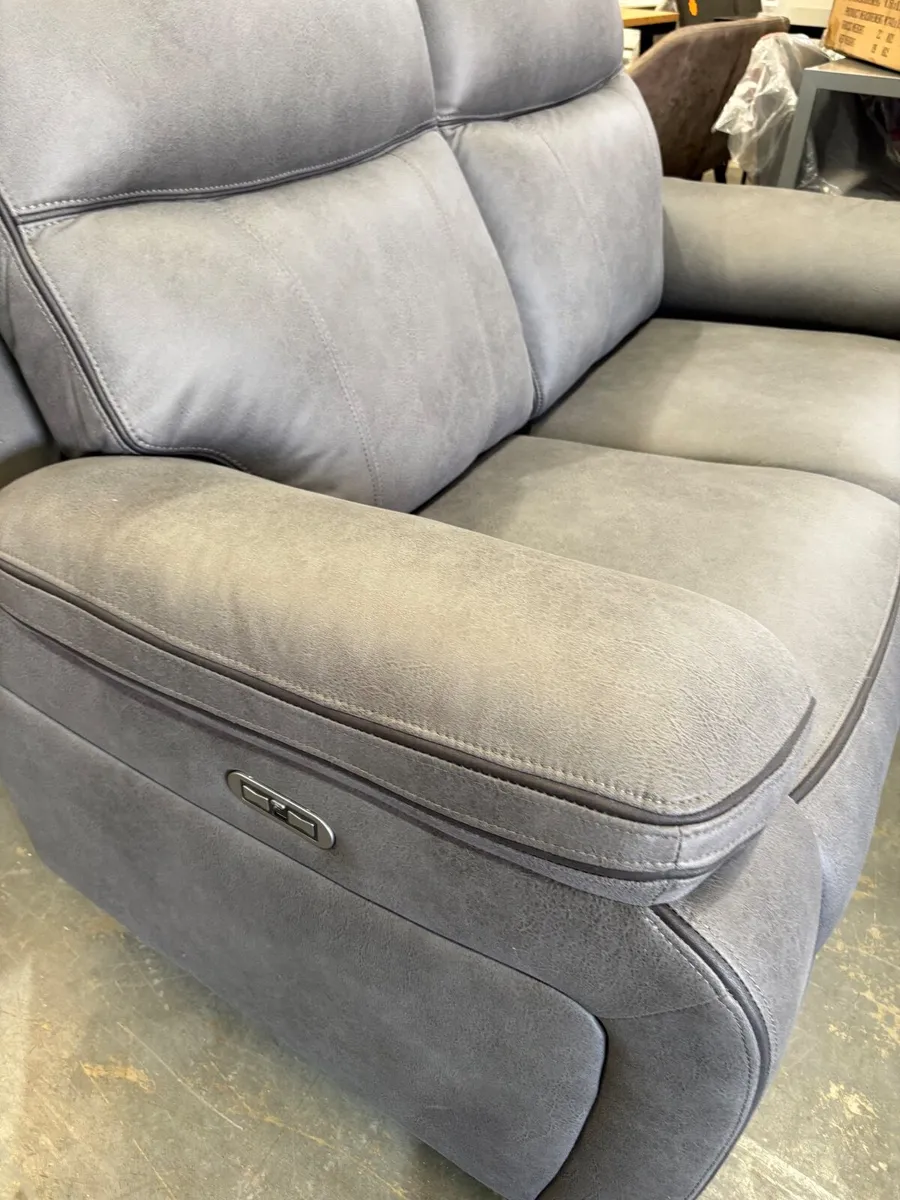 Electric Recliner’s - Image 2