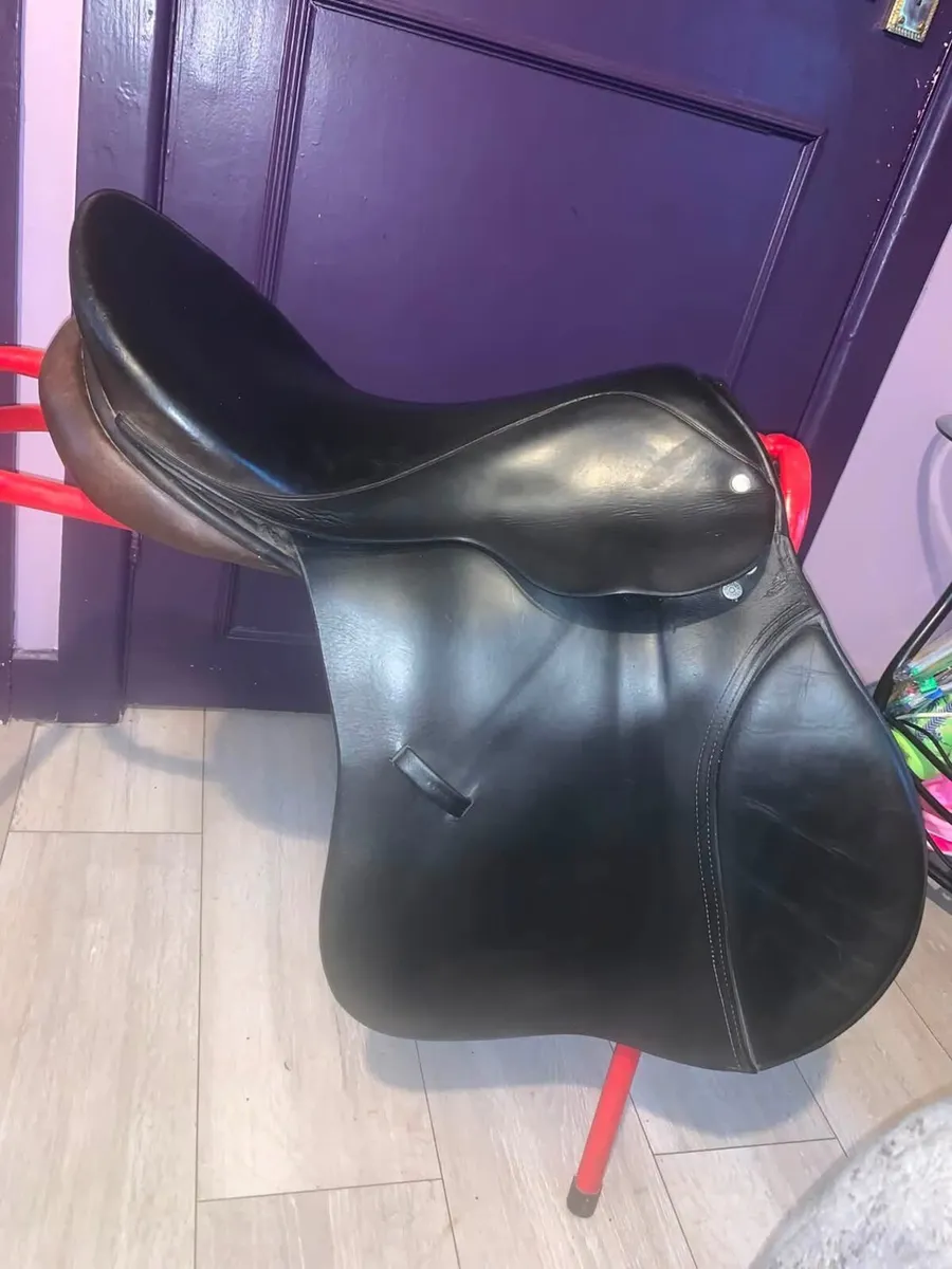 18” Berney Saddle - Image 1
