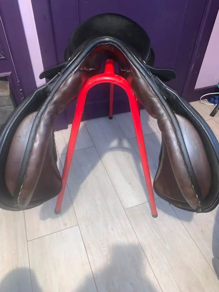 18” Berney Saddle - Image 3
