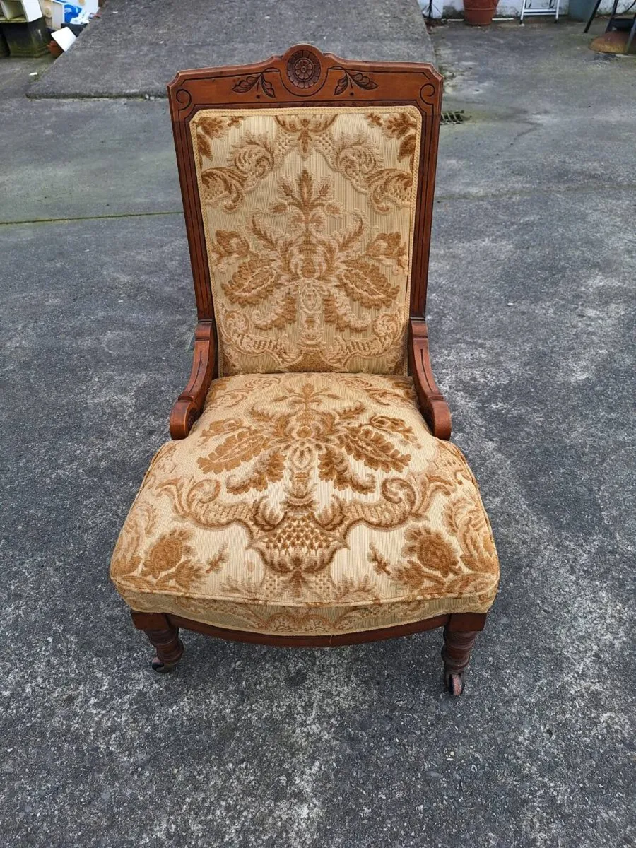 Lovely antique armchair - Image 3
