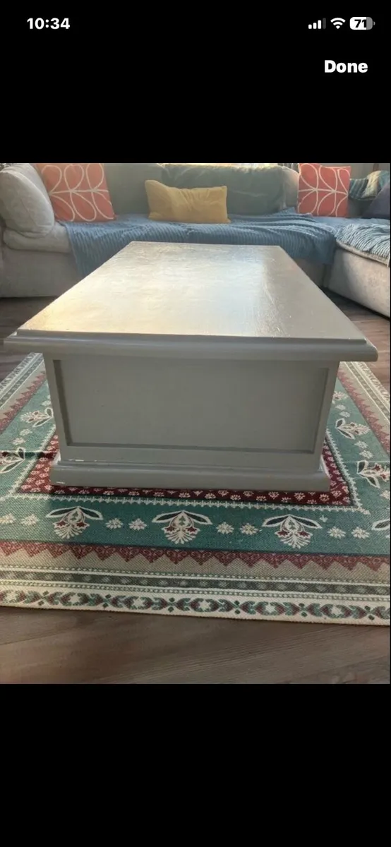 Coffee table /storage unit - Image 2