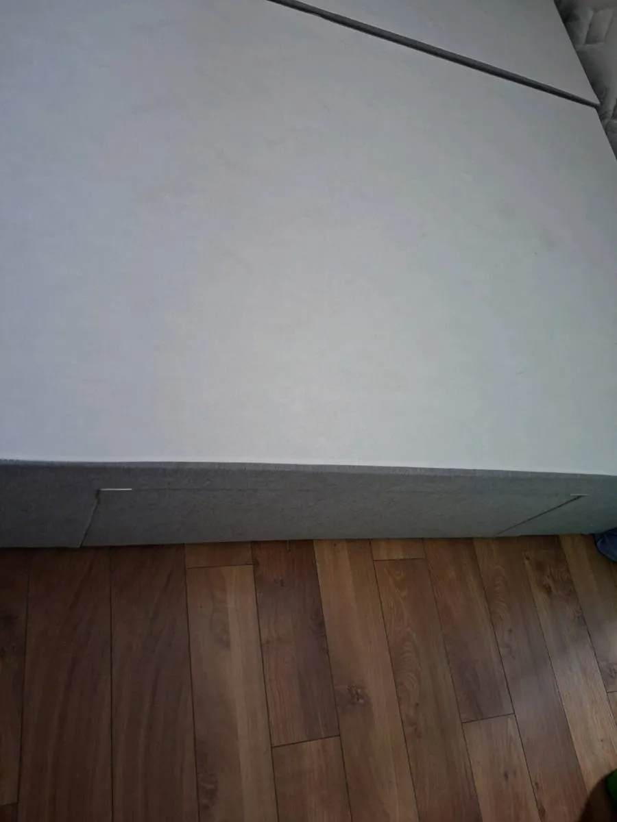 Bed base & headboard - Image 2