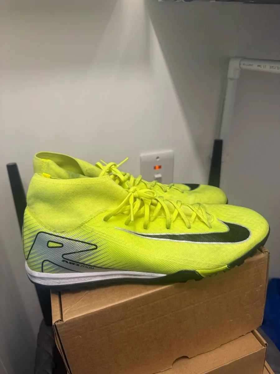 Nike astro turf boots - Image 1