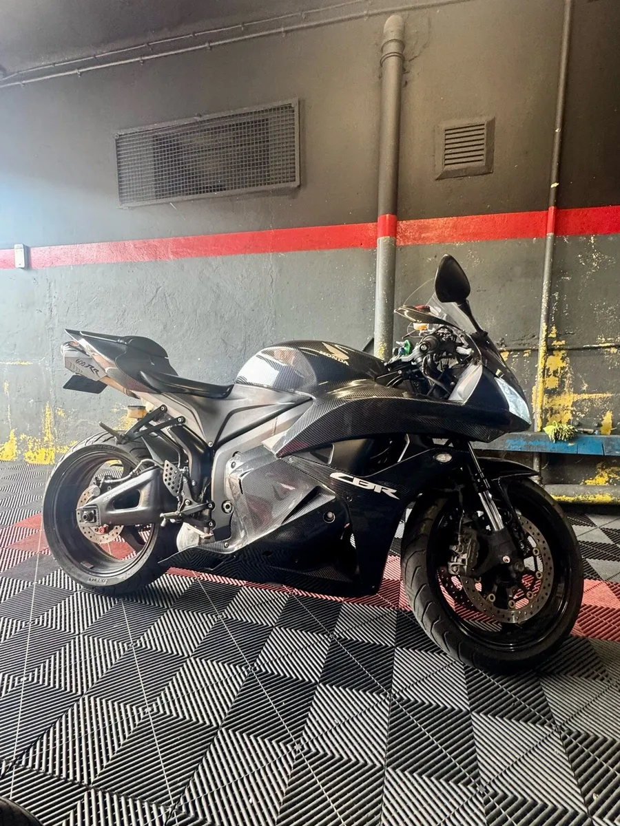 Honda CBR 600RR - Image 3