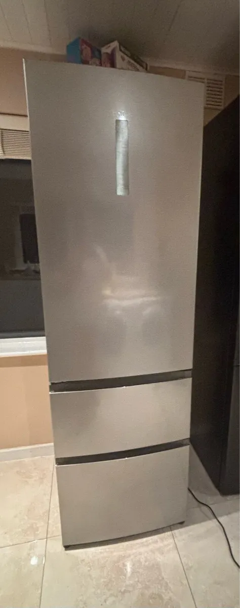 Fridge freezer - Image 1