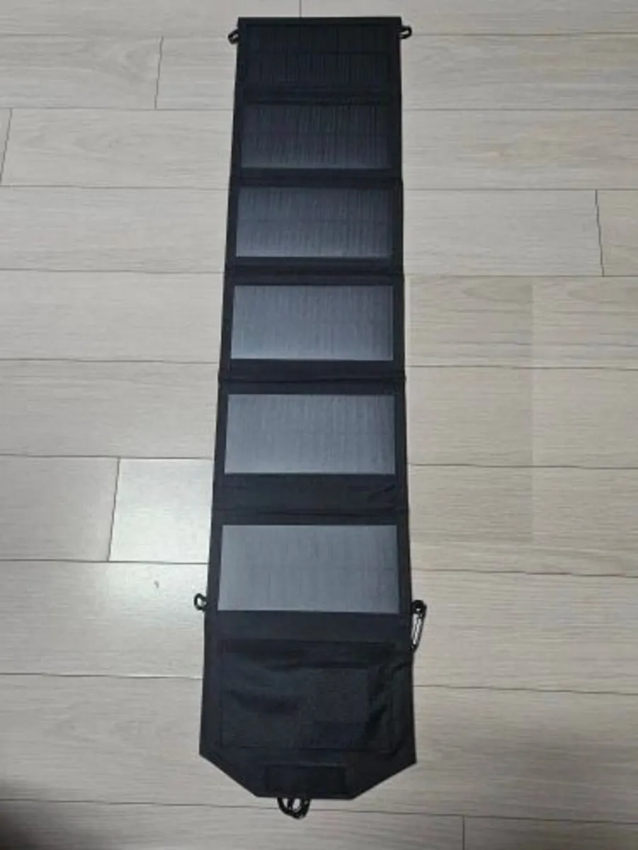 Foldable solar panels for camping hiking or emerge - Image 1