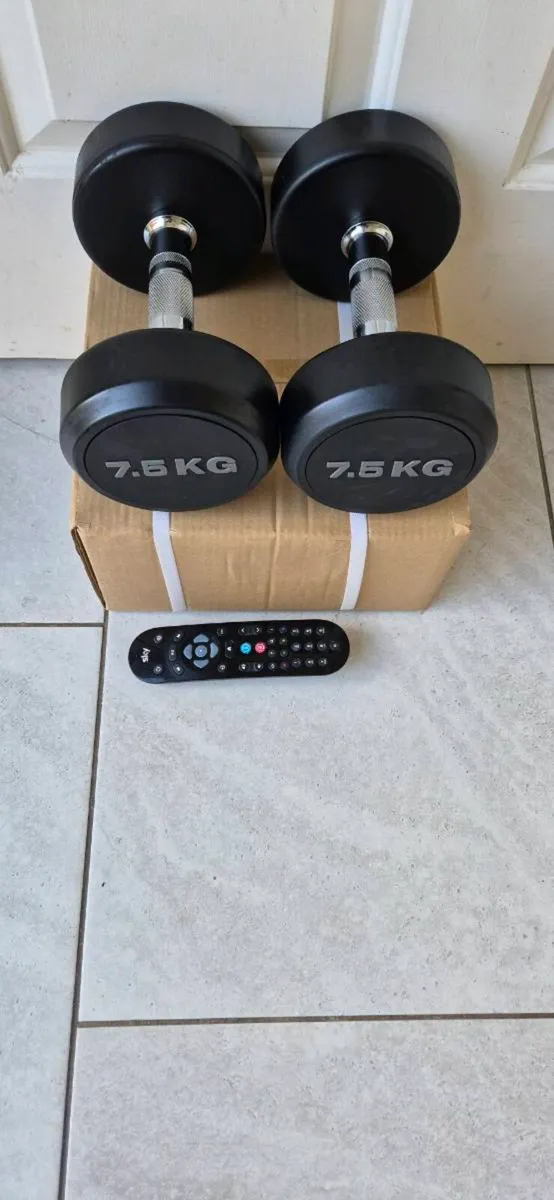 3 brand new sets of rubber coated dumbbells - Image 4