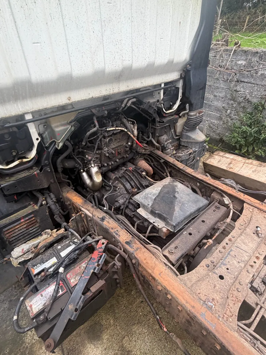 2016 Mistubishi Canter for parts or repair - Image 4