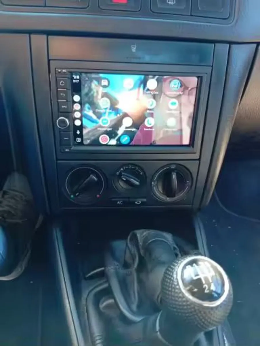 2 DIN 7" Android radio for camper van - Image 1