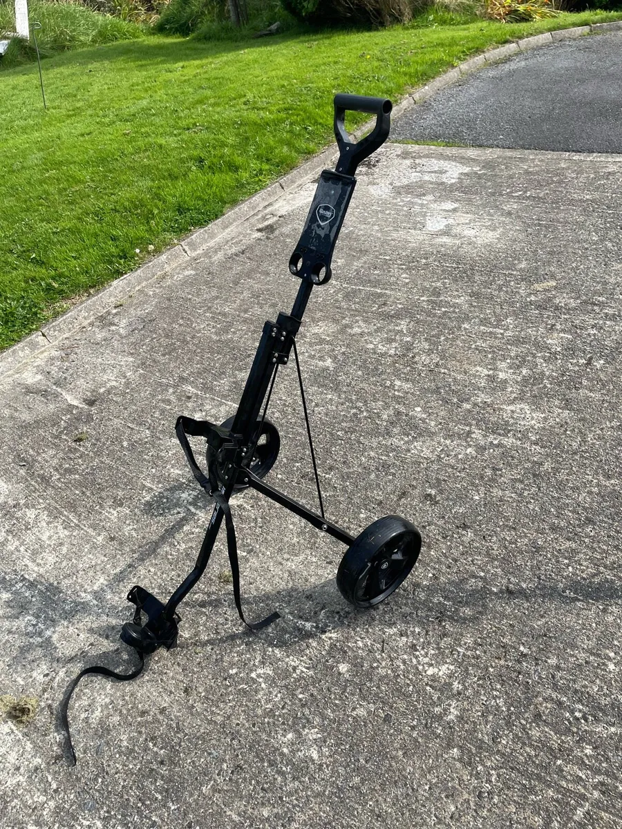 Masters 5 Series 2-wheel golf trolley - Image 1