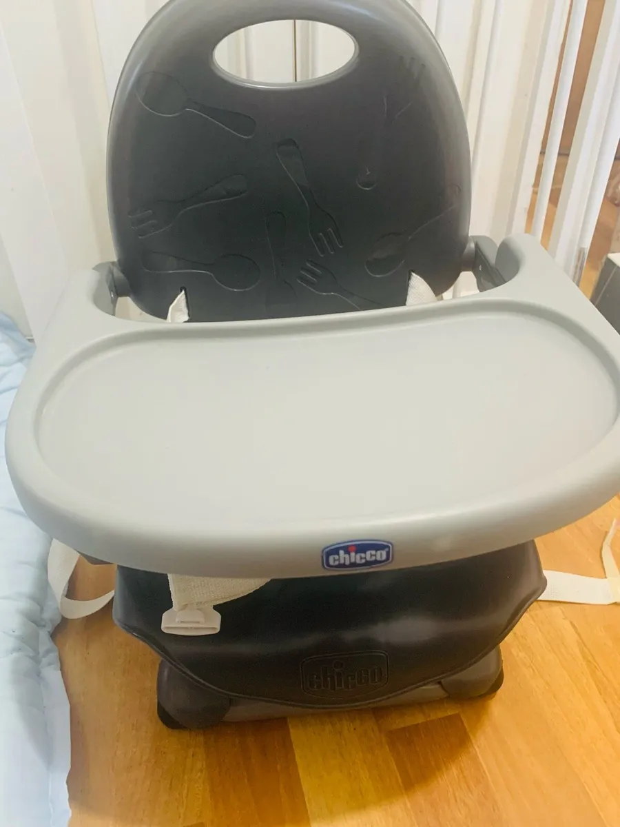 Chicco Travel heigh chair - Image 1