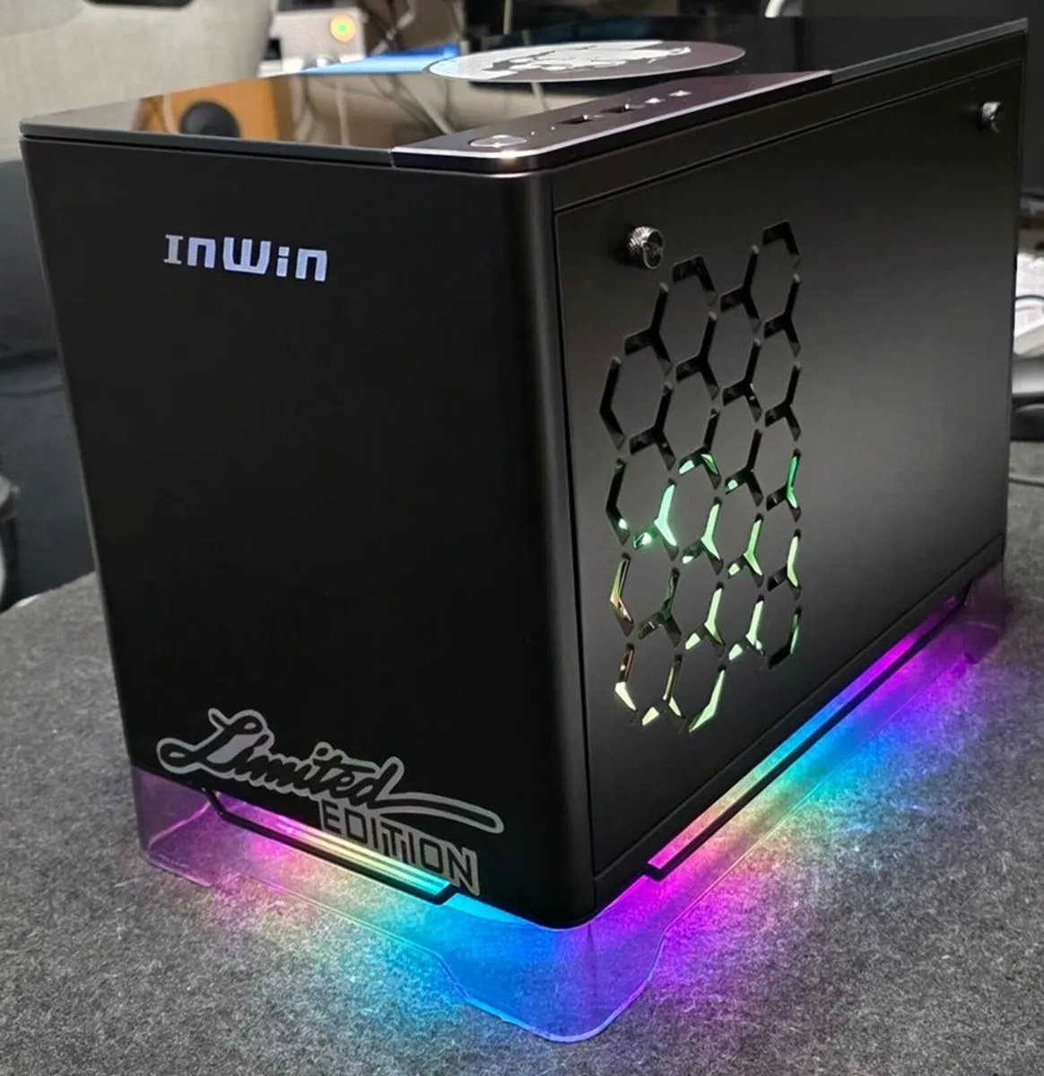 InWin Pitbull i5 RX 9060 XT Mini Gaming PC - Image 3