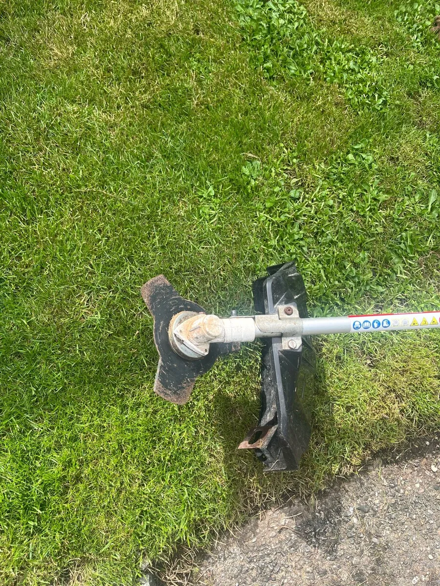 Petrol strimmers/brush cutter - Image 2