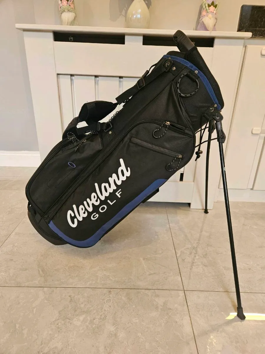 Cleveland Golf Bag - Image 1