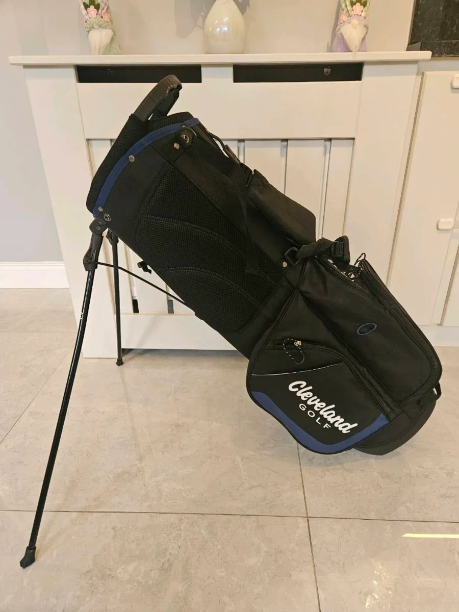 Cleveland Golf Bag - Image 2