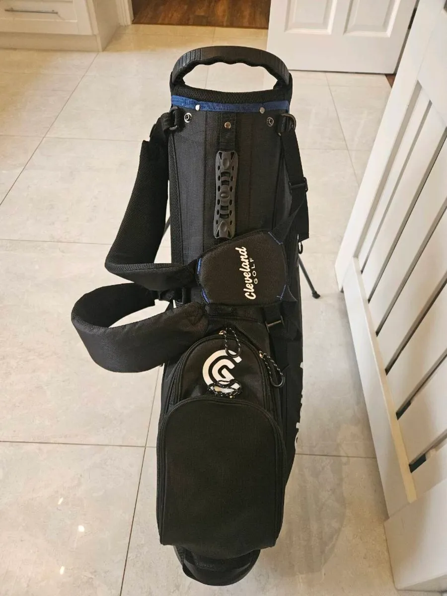 Cleveland Golf Bag - Image 3