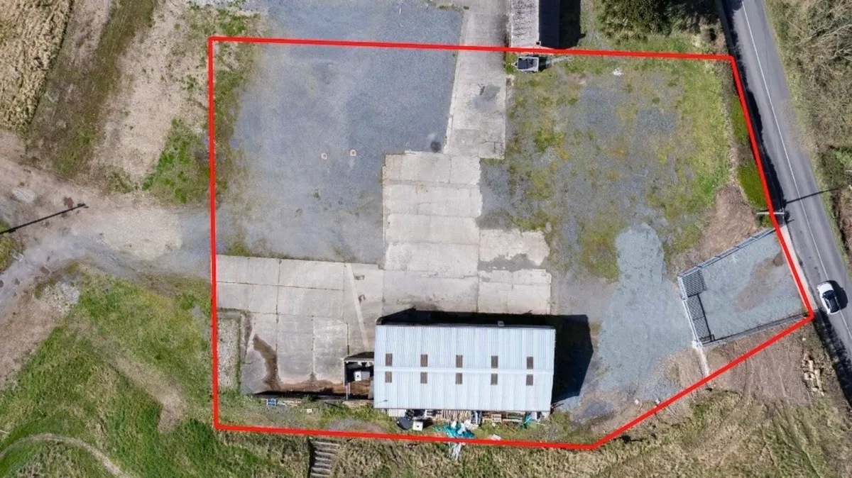 Secure yard to let - Image 2