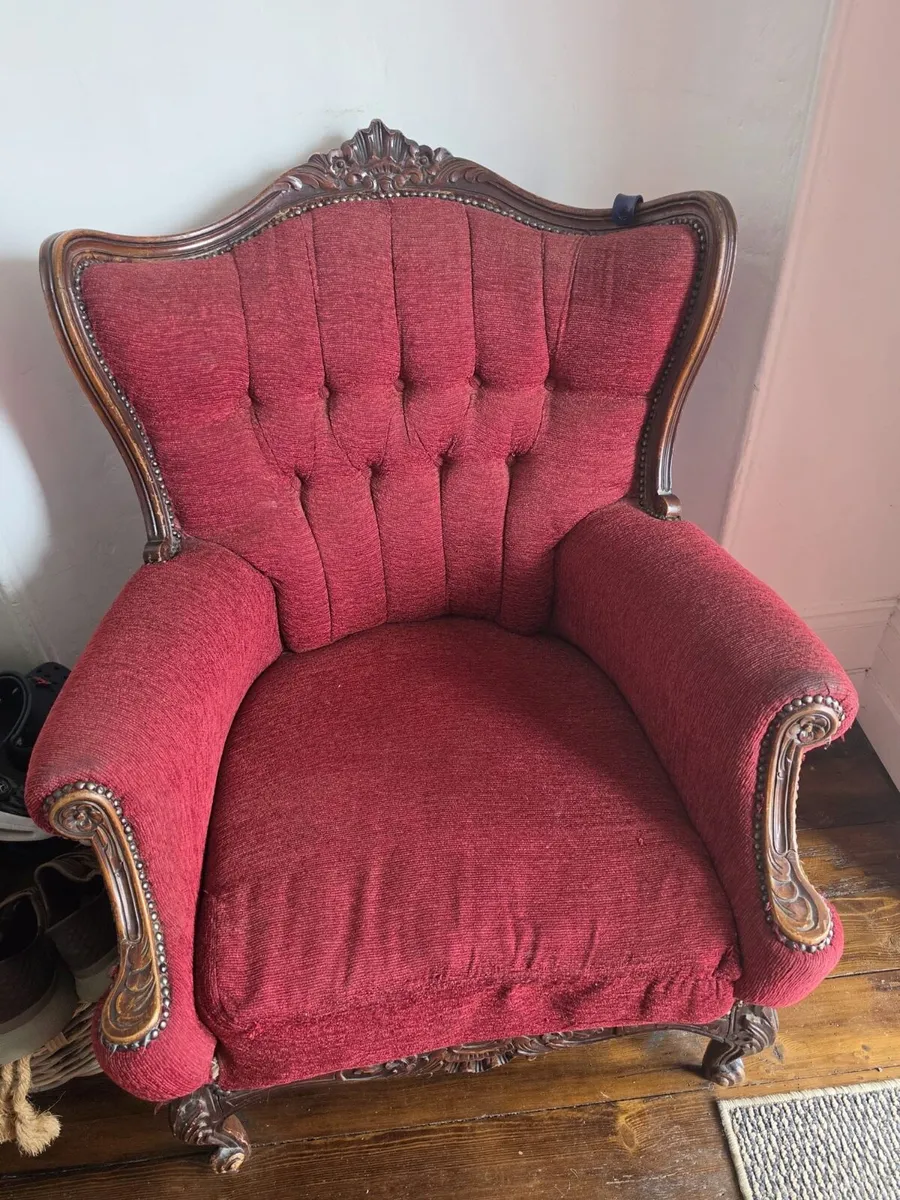 Antique sofa and armchairs - Image 2