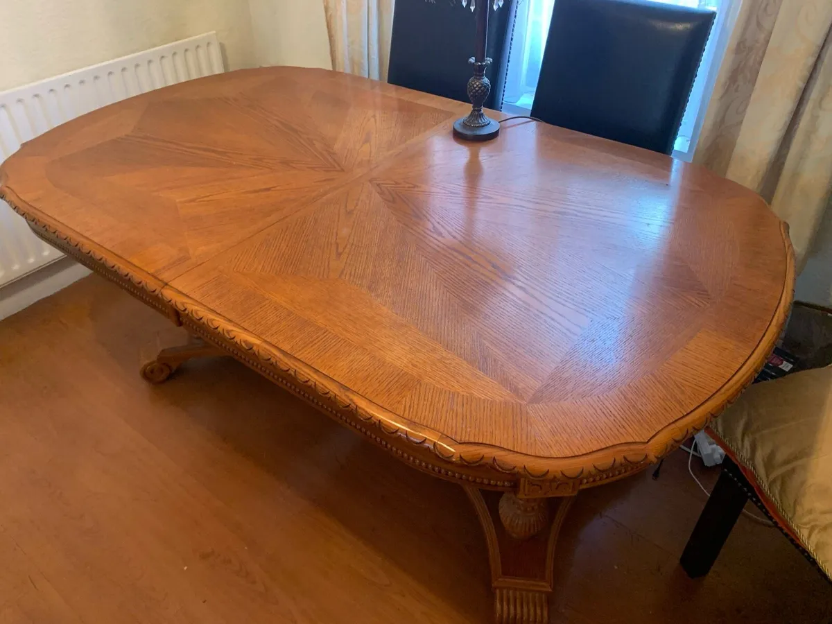 Dining table - Image 4