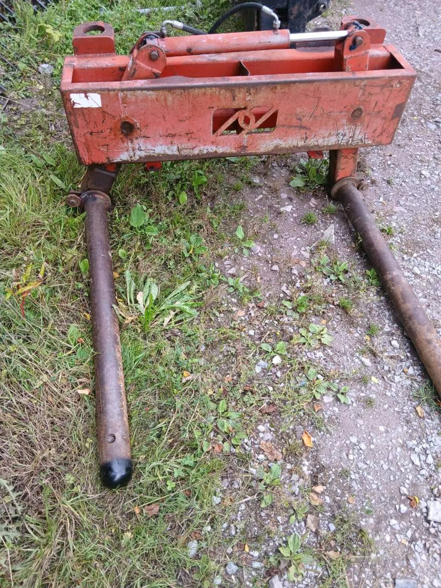 Nugent bale handler - Image 3