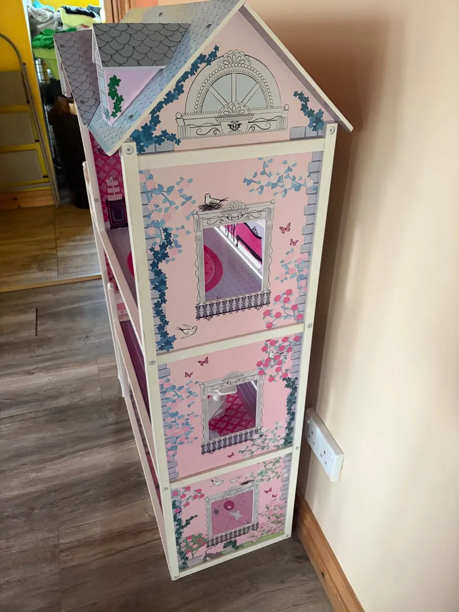 Large Dolls House - Image 2