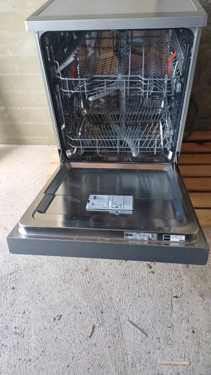 Diswasher - Hotpoint for sale - Image 2