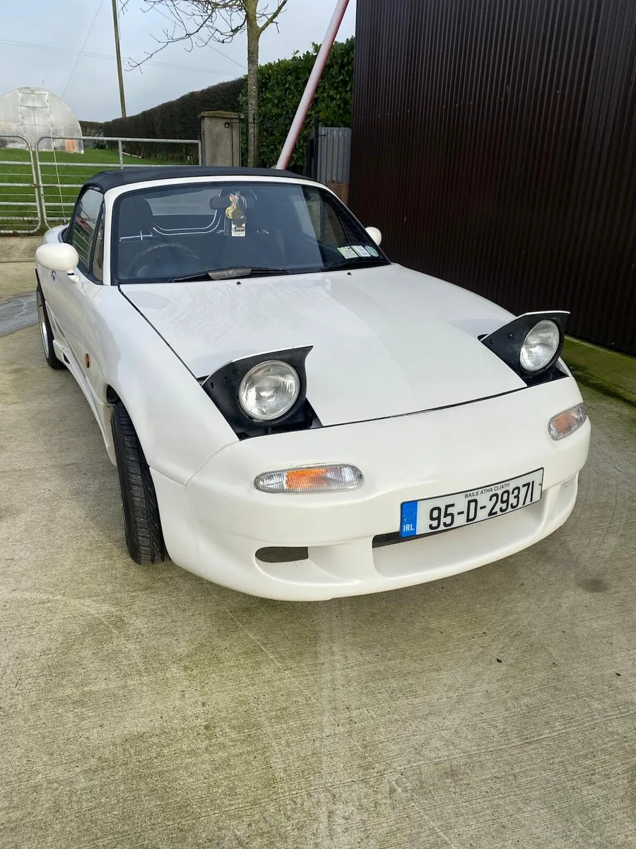 Mazda MX5 1995 - Image 1