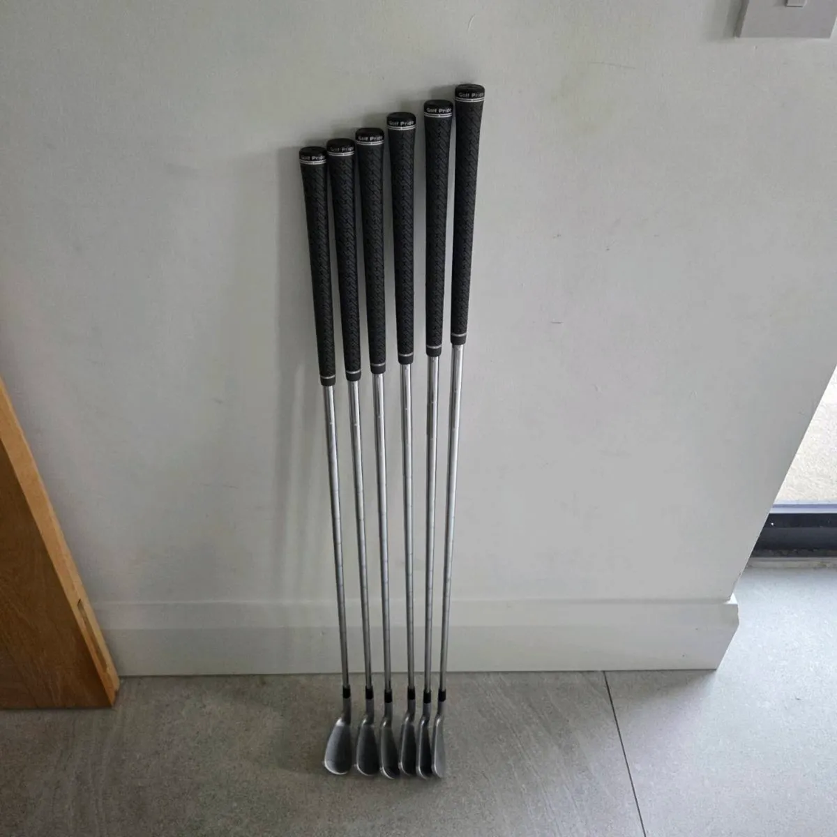 Golf Club Set TaylorMade, Titleist, Odyssey - Image 2