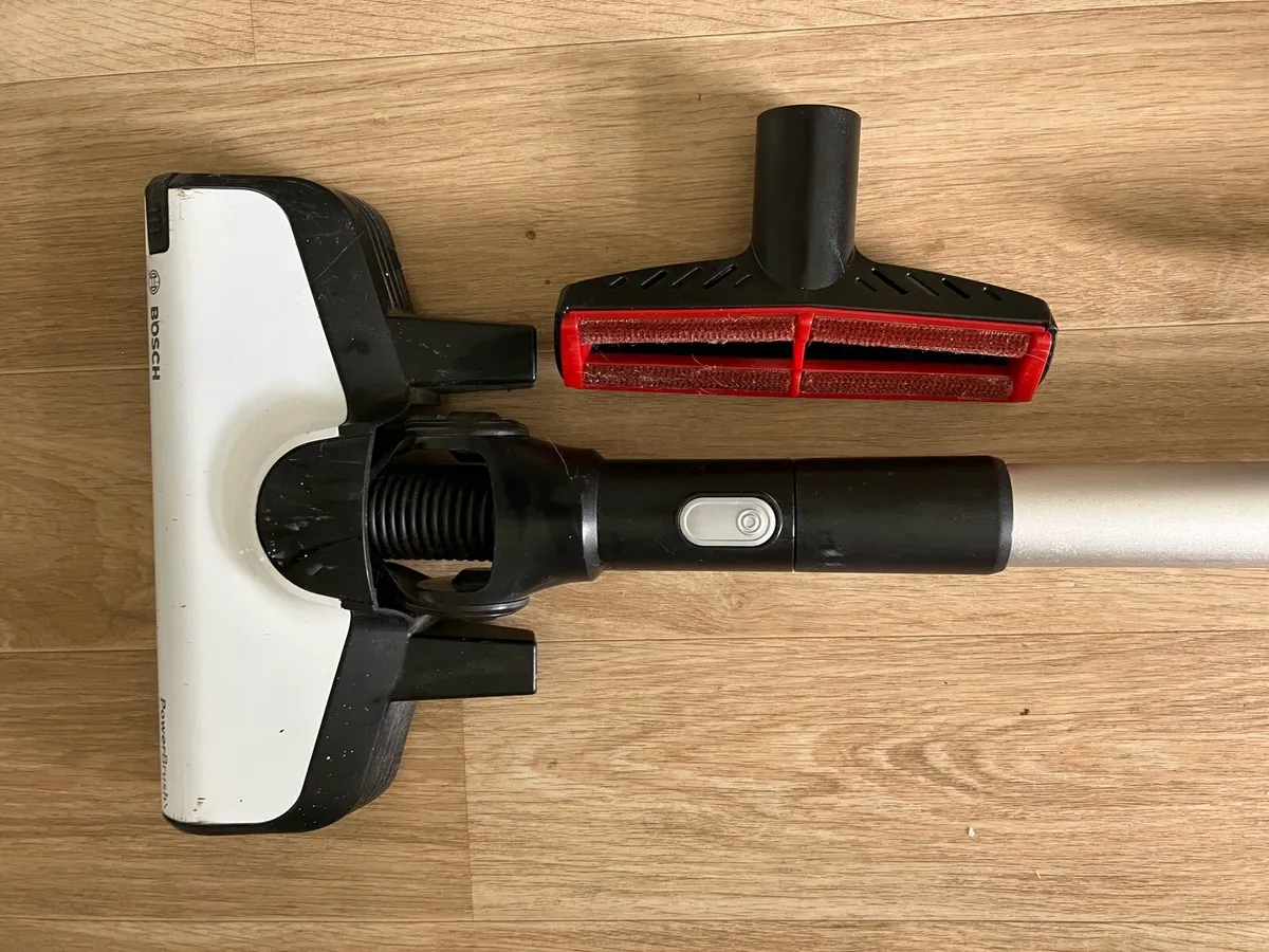 Bosh vacuum cleaner - Image 3
