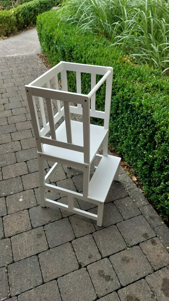 White Wooden Montessori Toddler Learning Tower / K - Image 3