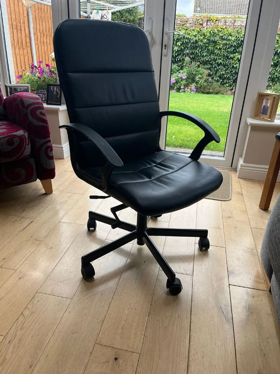 Office desk, Chair & bookcase (IKEA) - Image 3