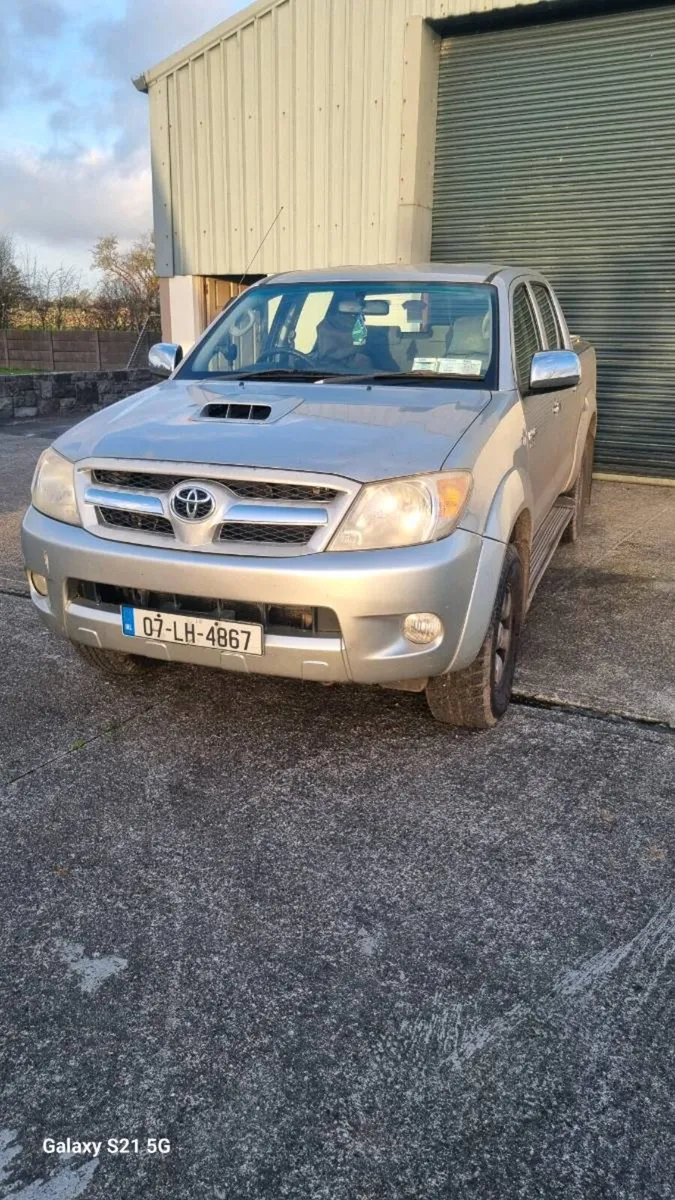 hilux - Image 2