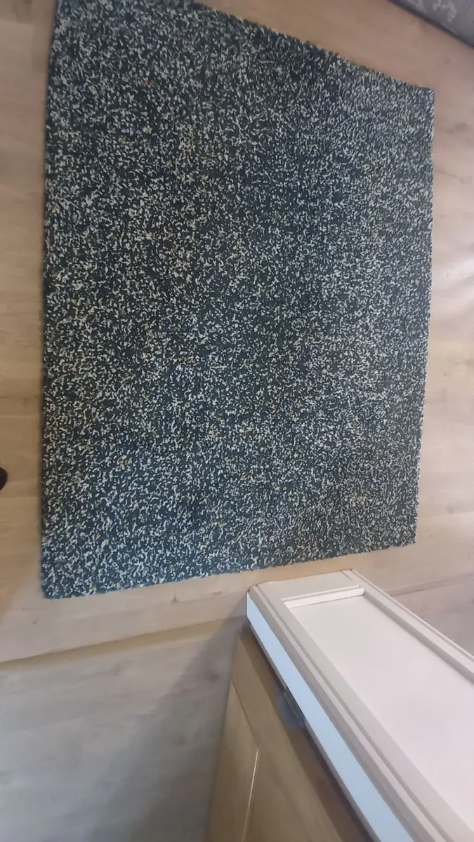Rug - Image 1