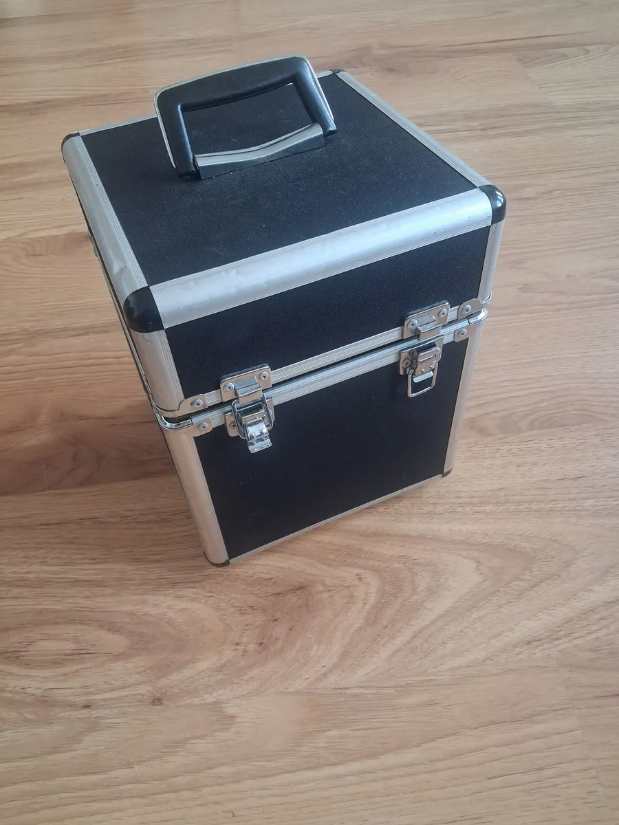 Concertina case - Image 1
