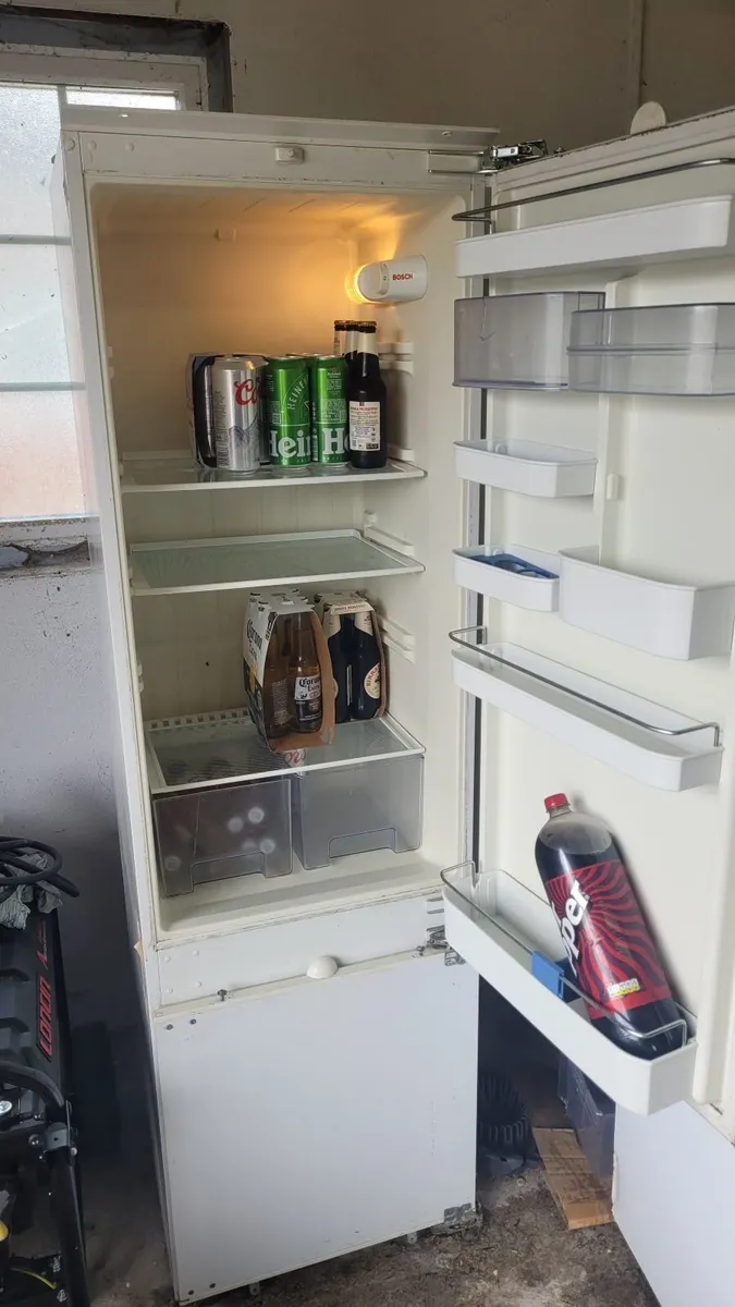 Fridge freezer - Image 1