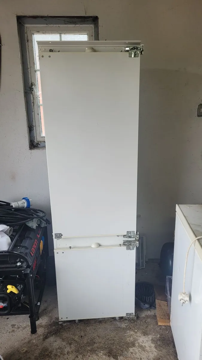 Fridge freezer - Image 3