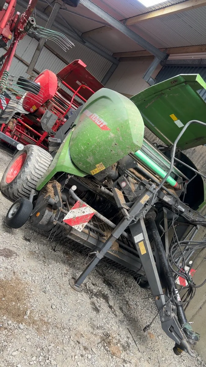 Fendt baler - Image 1
