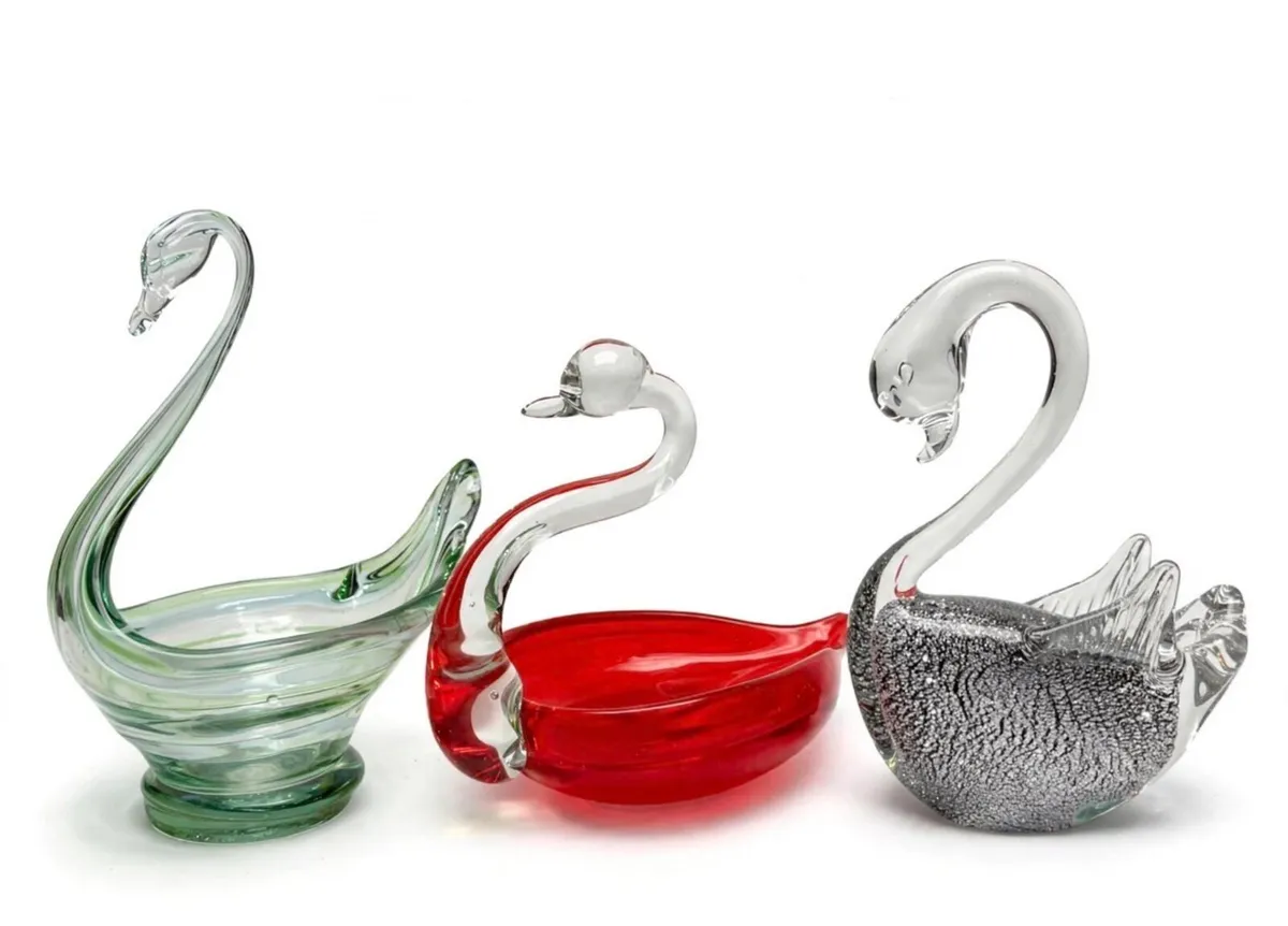 Vintage hand blown swan glass - Image 2