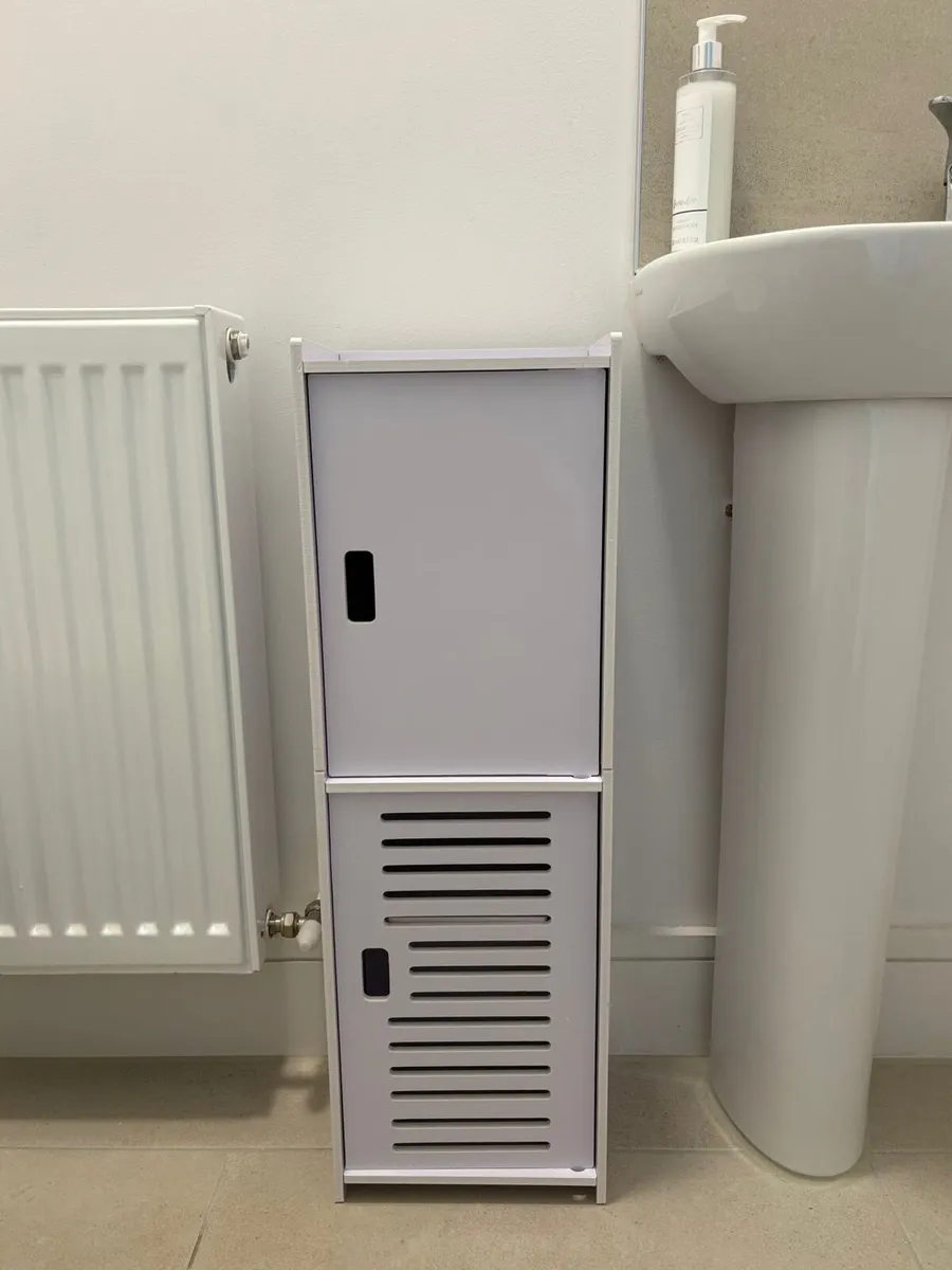 Storage cabinets - Image 2
