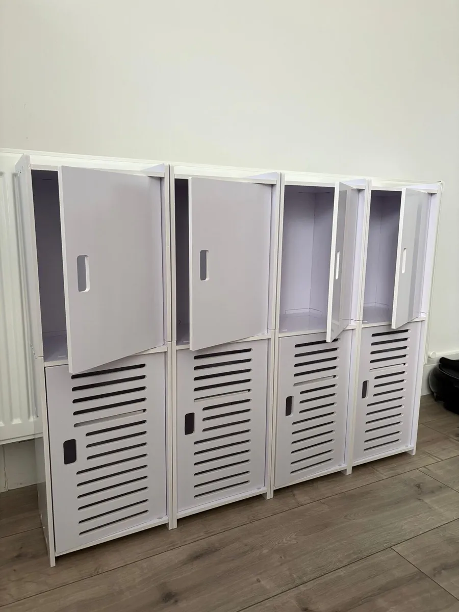 Storage cabinets - Image 4
