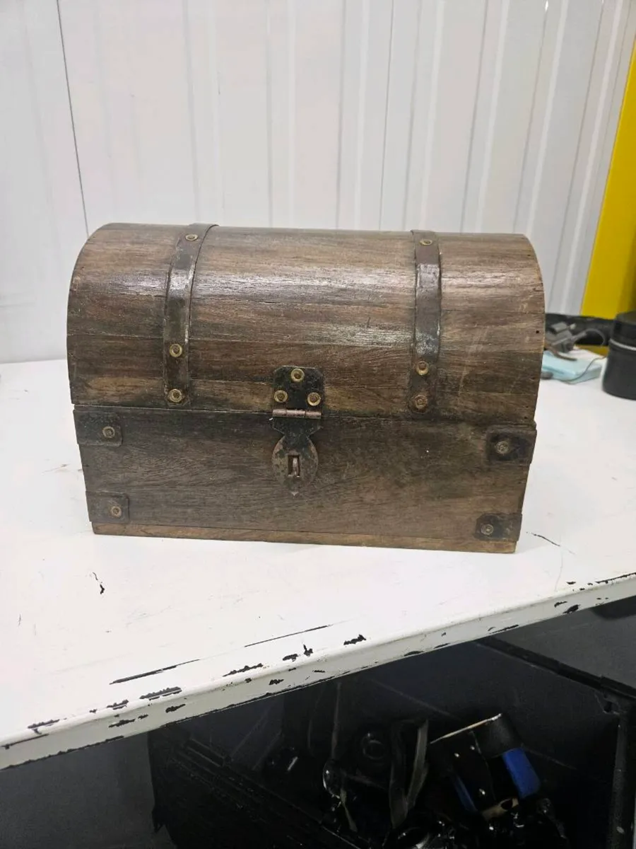 Antique timber box - Image 1