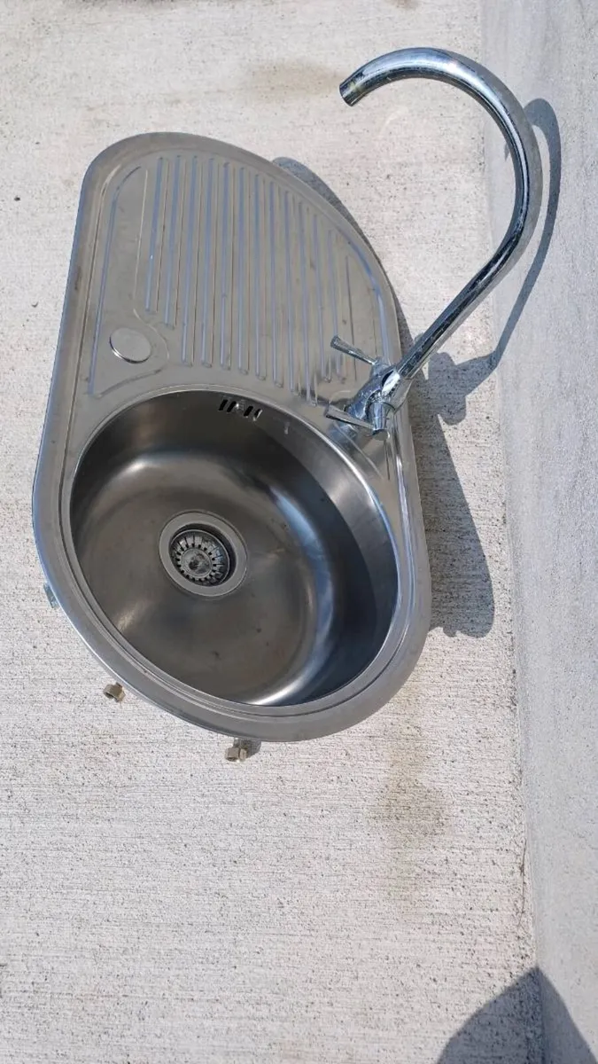 Stainless Steel Single Bowl Kitchen Sink - Image 1