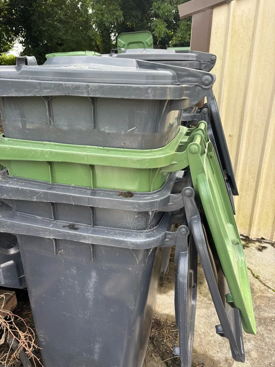 Wheelie bin - Image 2
