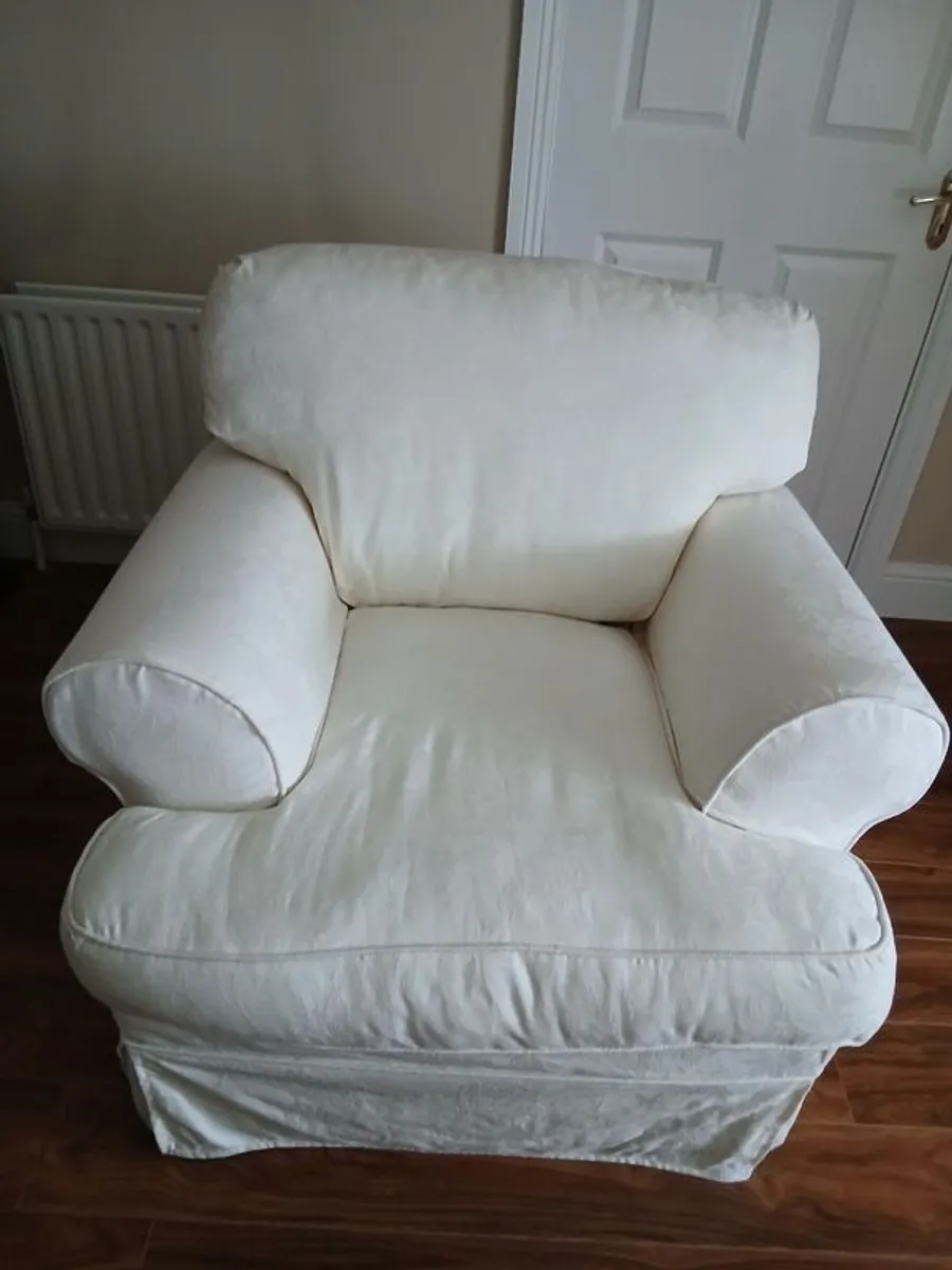 3 Seater Couch & 2 Arm Chairs - Image 3