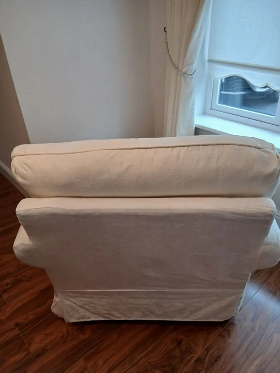 3 Seater Couch & 2 Arm Chairs - Image 4