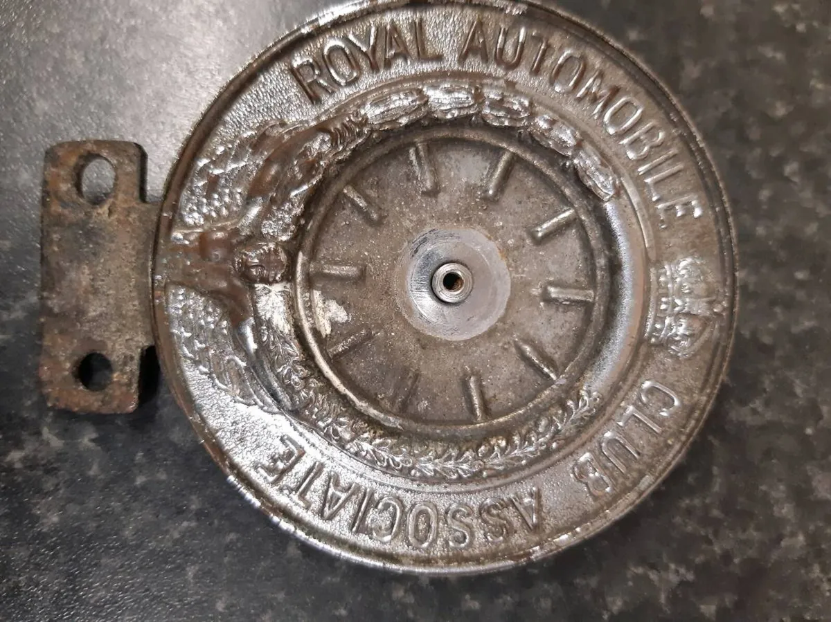 Car Badge - Image 2